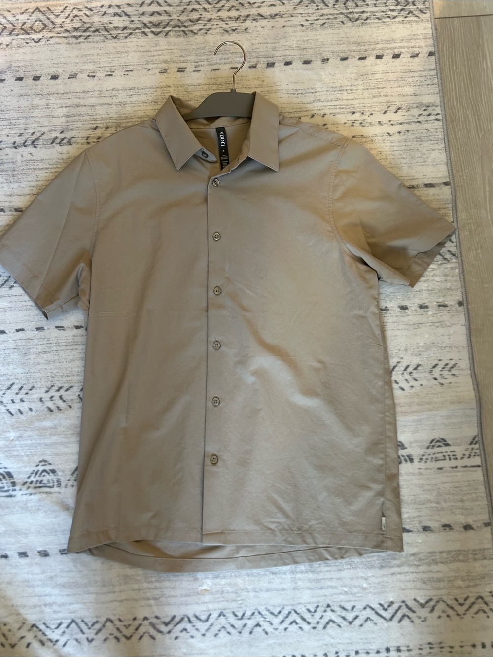 Vuori Short Sleeve Button-Down Shirt in Taupe
